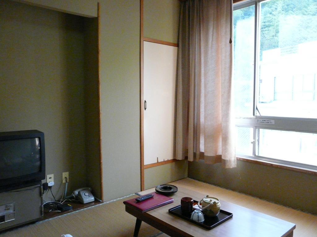 Shinwaka Lodge Wakayama Habitación foto